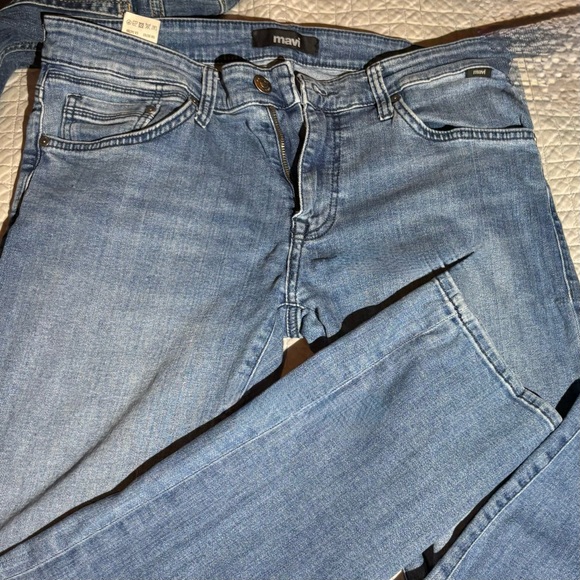 Mavi Classic Blue Women's Jeans NWOT - Picture 2 of 5